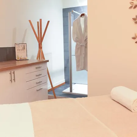 Hotel Chateau De L'ile