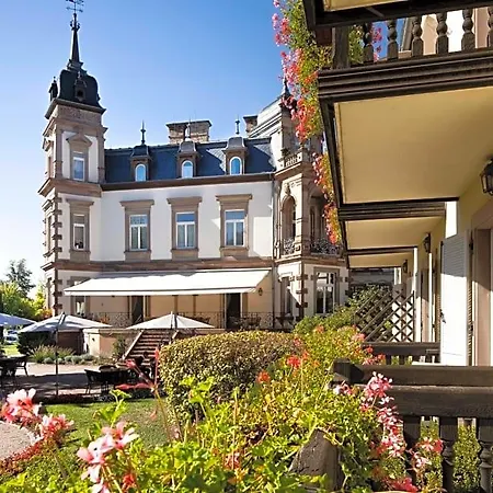 Chateau De L'ile