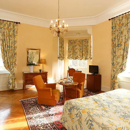 Chateau De L'ile 3*
