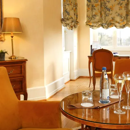 Chateau De L'ile Ostwald