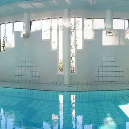 Chateau De L'ile Hotel 3*