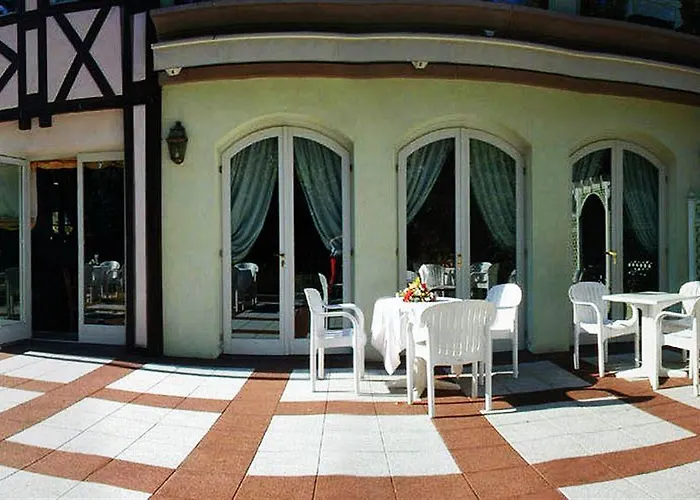 Chateau De L'ile Ostwald