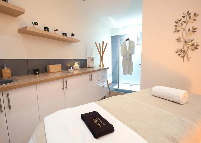 Chateau De L'ile Ostwald